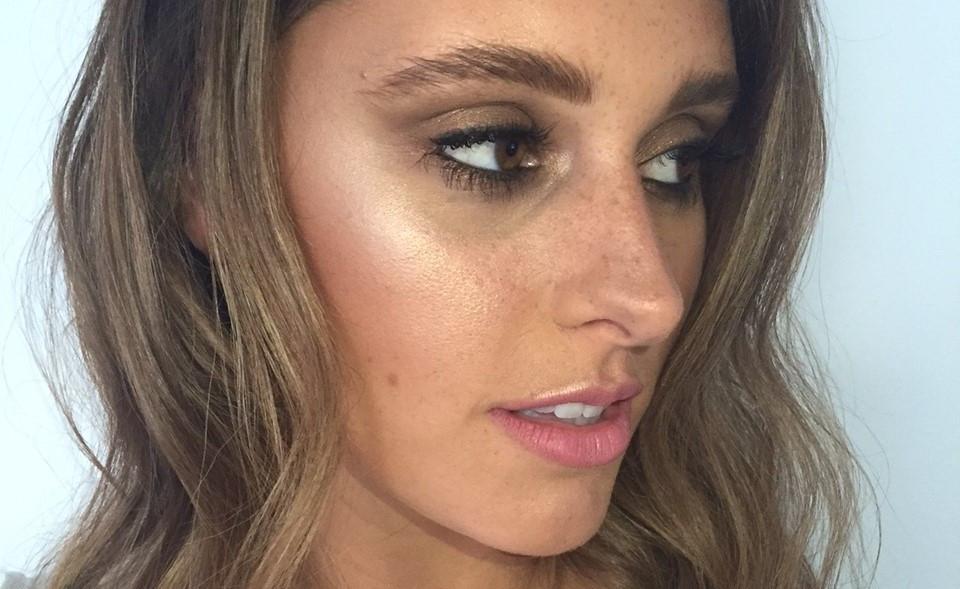 5 Tips for a Summer Glow Makeup Look
